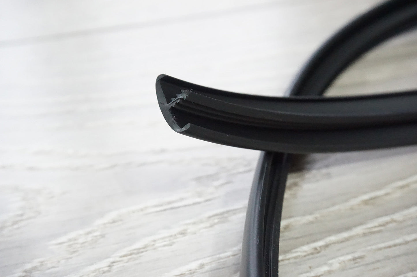 Custom Length - Double Lipped black T-Trim - 15MM