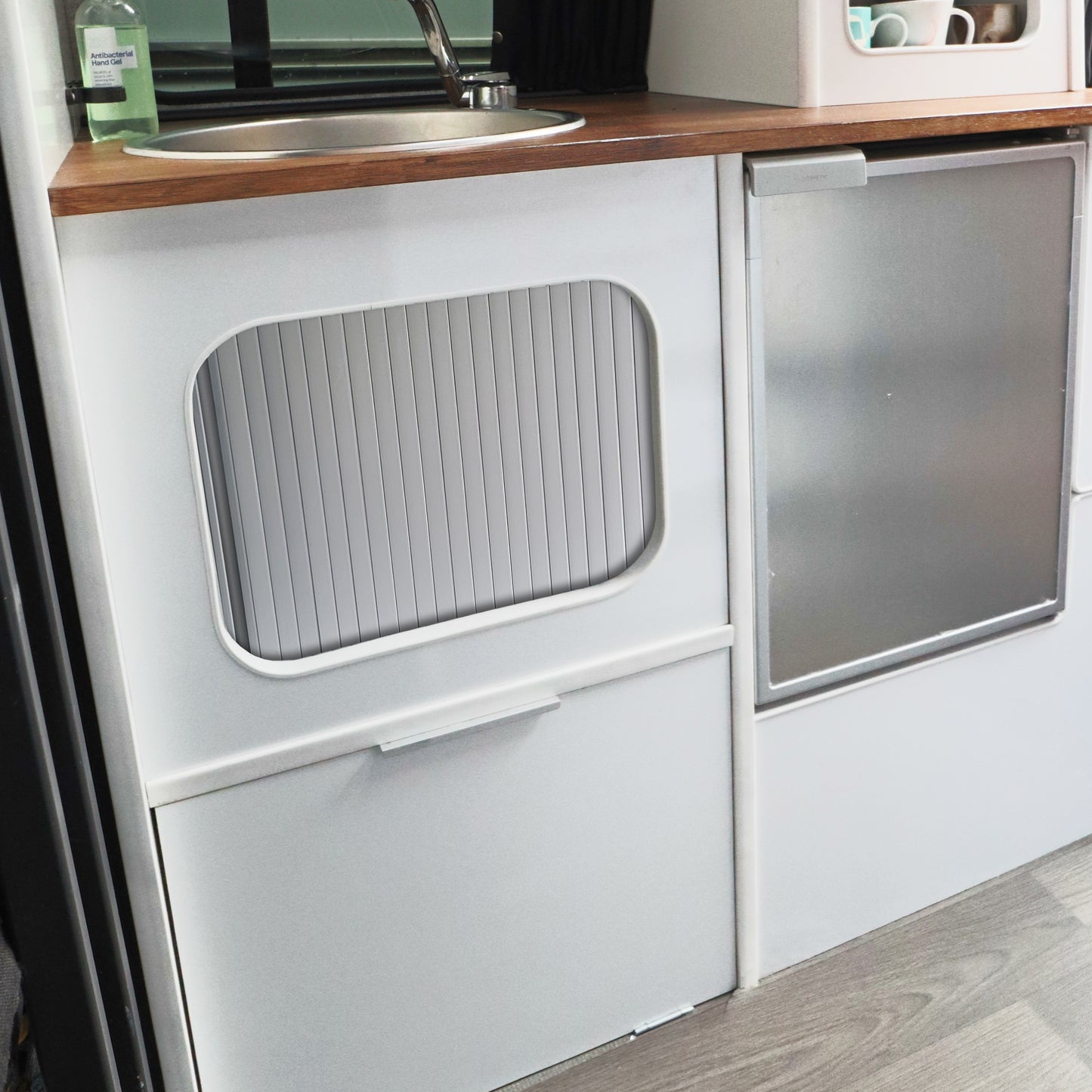 700mm x 500mm Silver Tambour Roller Door