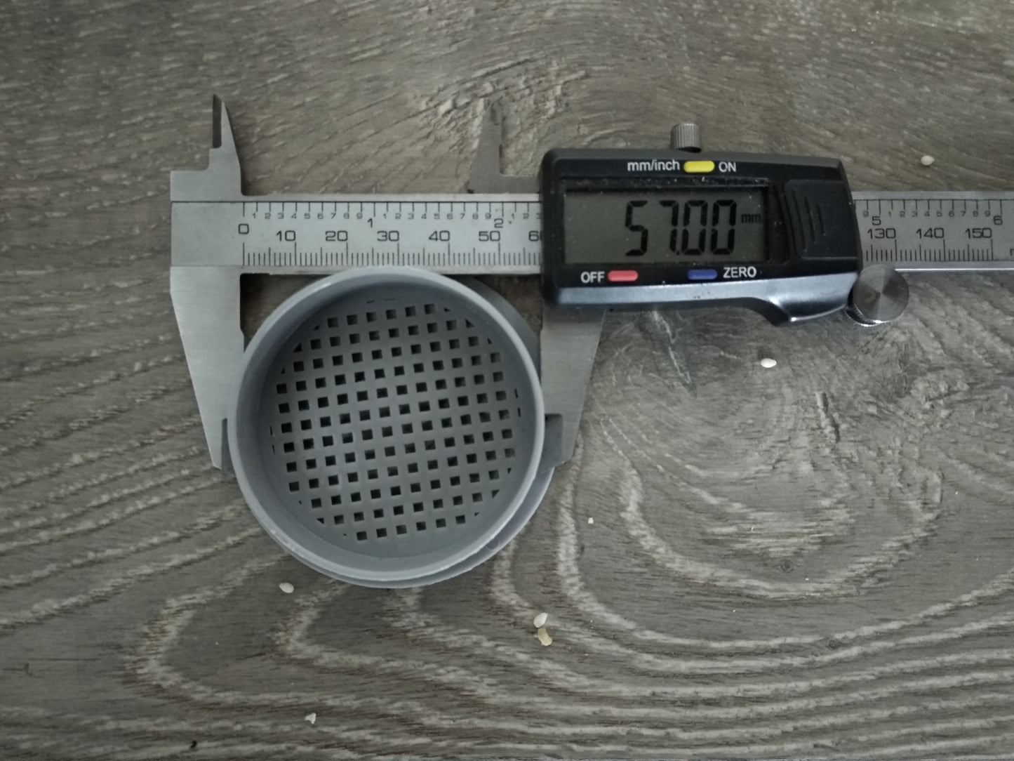 Gas Drop Out Floor Vent - Grey