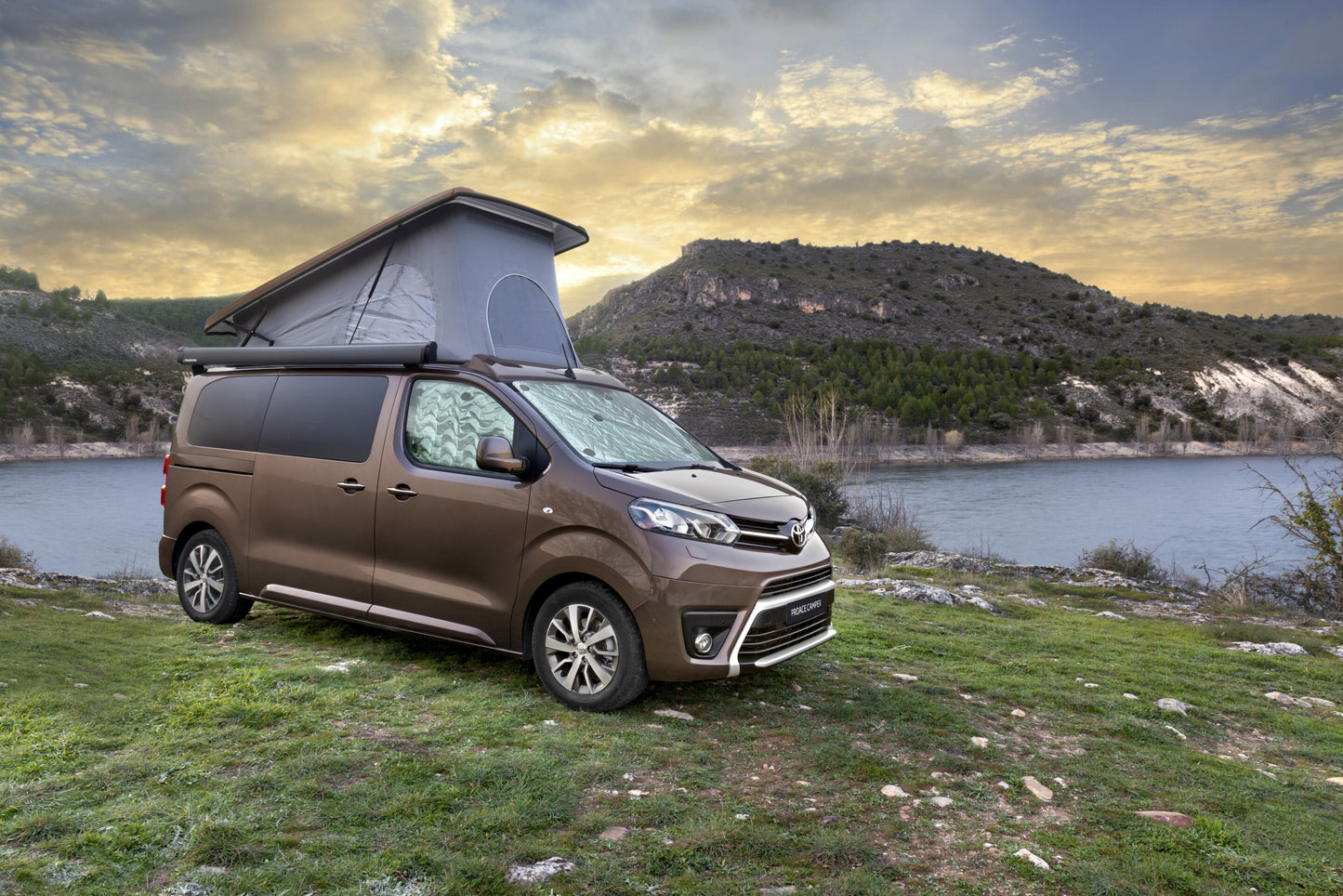 Vauxhall Vivaro 2019 - Present Thermal Blind Set - Internal Campervan Screens